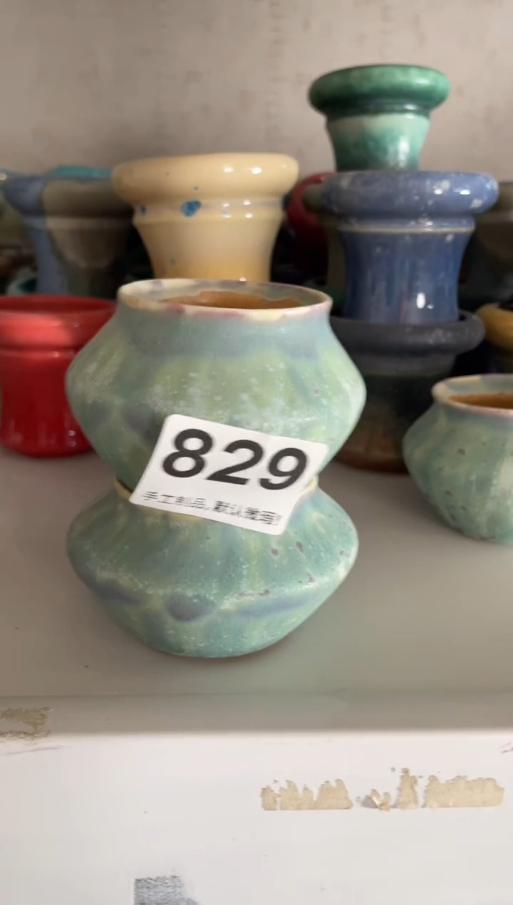 瓷片我***看829知木小芳花盆