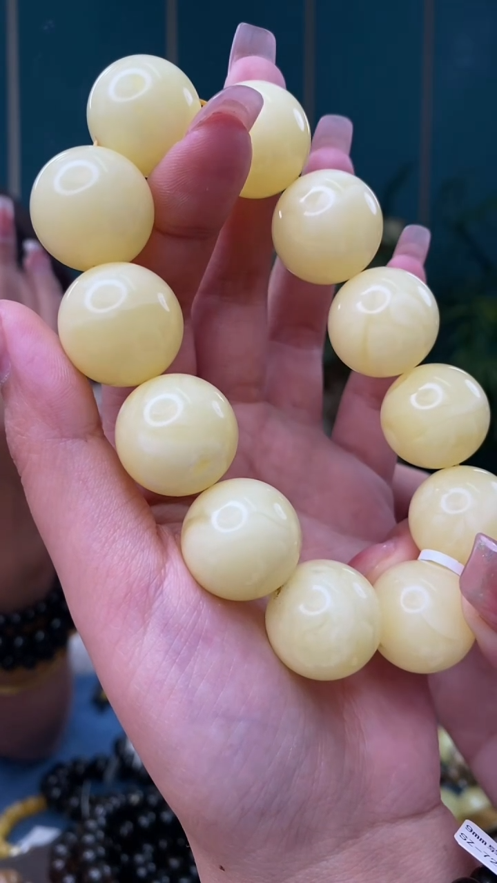 【闪购商品】琥珀裸石未镶嵌2/15-GM-#35