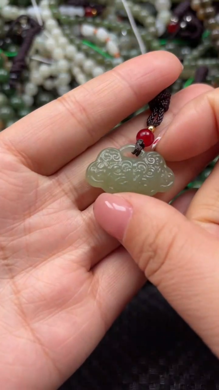 【闪购商品】和田玉颈饰未镶嵌.