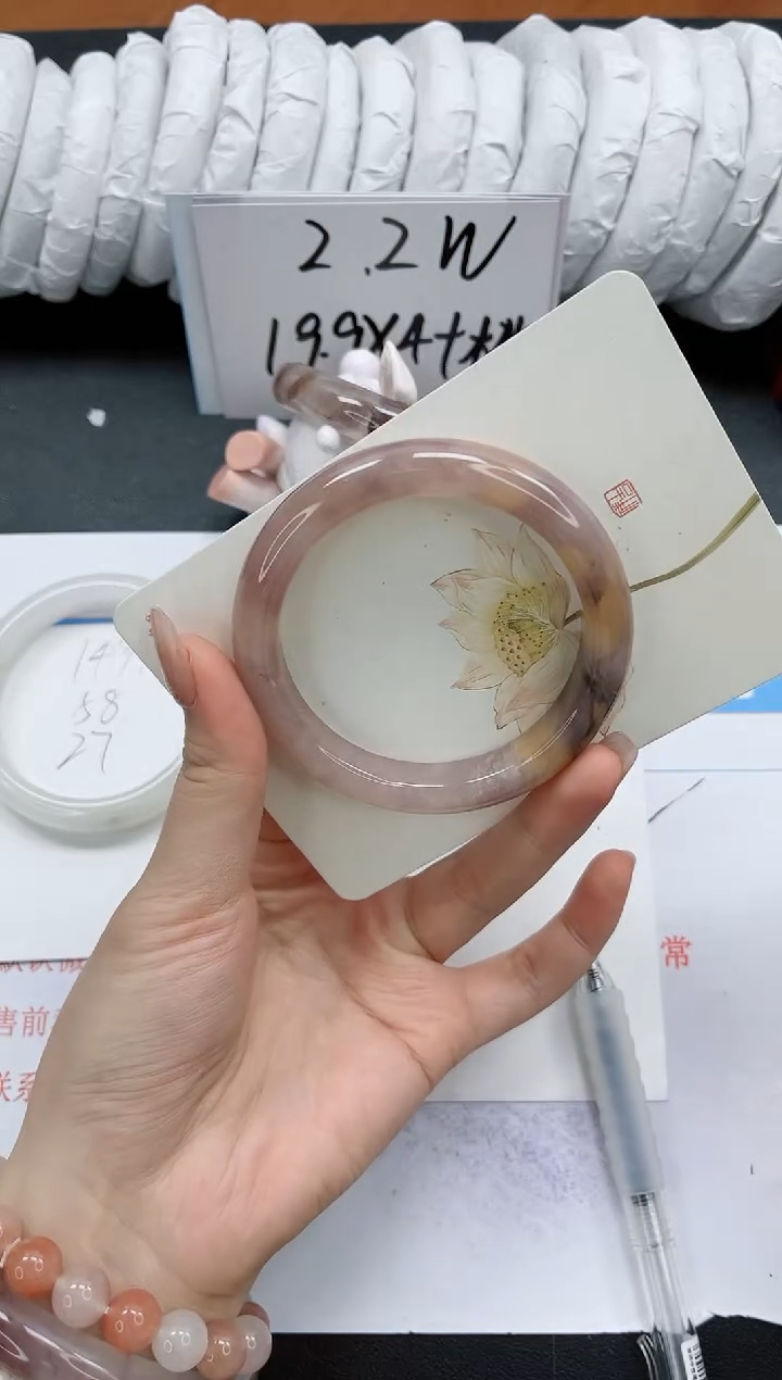 【闪购商品】石英质玉手镯未镶嵌k150-57.2