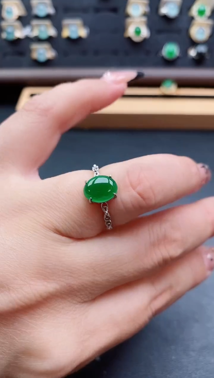 银S925镶嵌戒指翡翠1