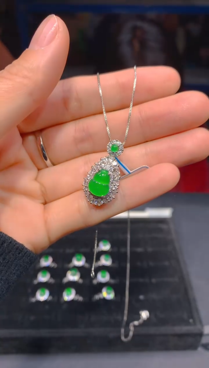 【闪购商品】定制翡翠未镶嵌72多样性发货（发其一）