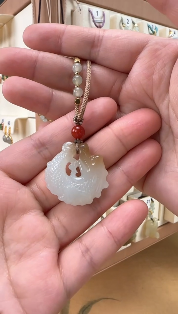 【闪购商品】和田玉颈饰未镶嵌鱼化龙吊坠