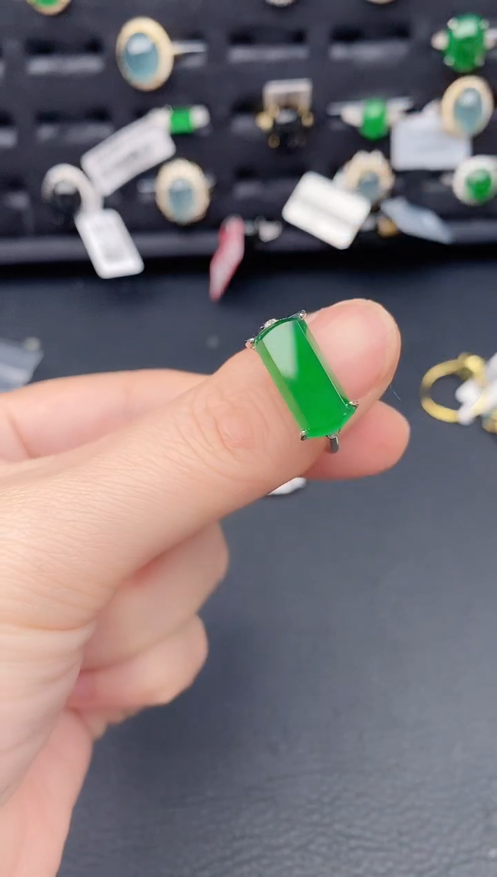 银S925镶嵌戒指翡翠天然a货翡翠331