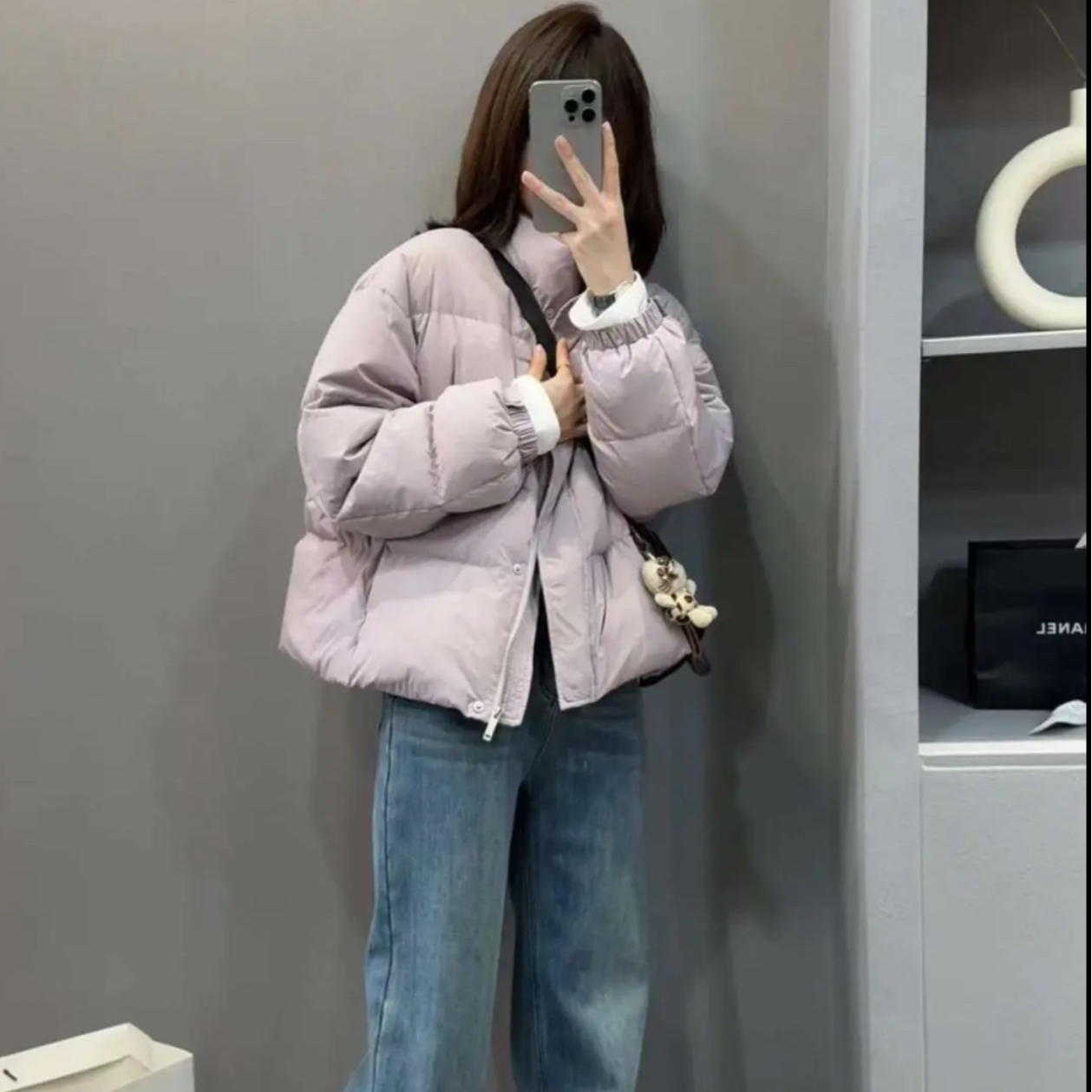 泡芙奶茶色短款羽绒服女洋气新款款白鸭绒连帽面包服外套羽绒服