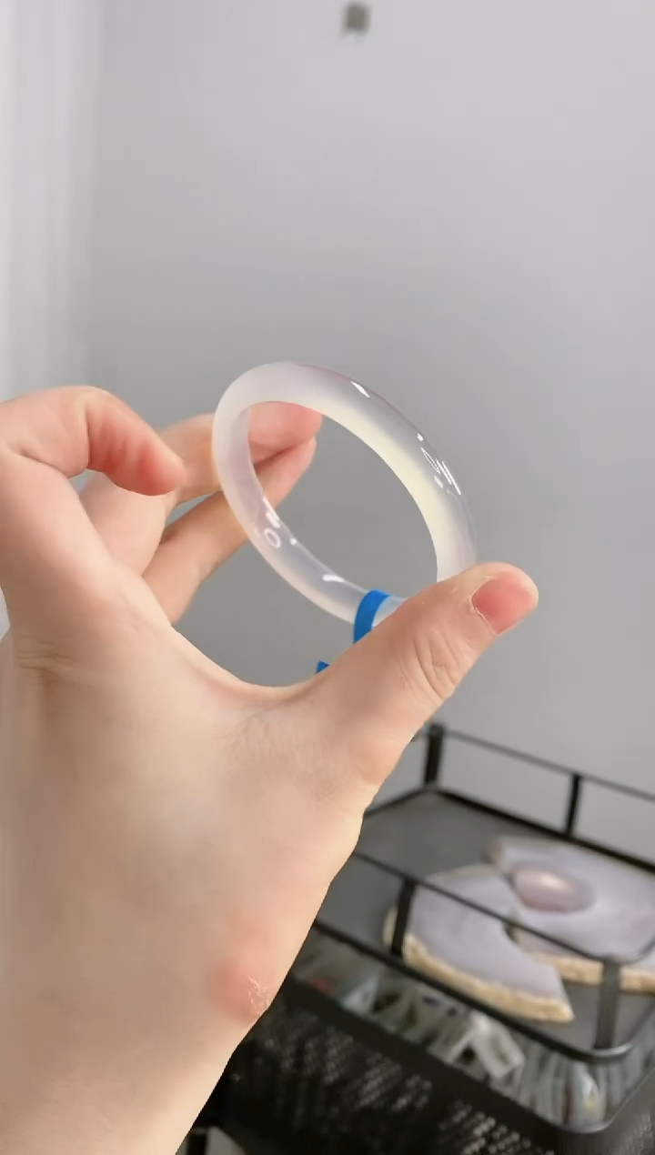 【闪购商品】玛瑙/玉髓手镯未镶嵌52圈