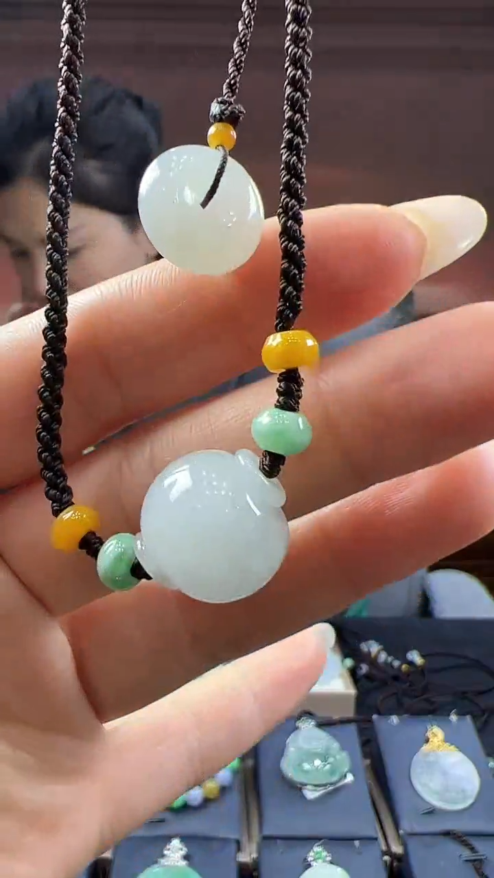 未镶嵌挂件翡翠路路通套绳