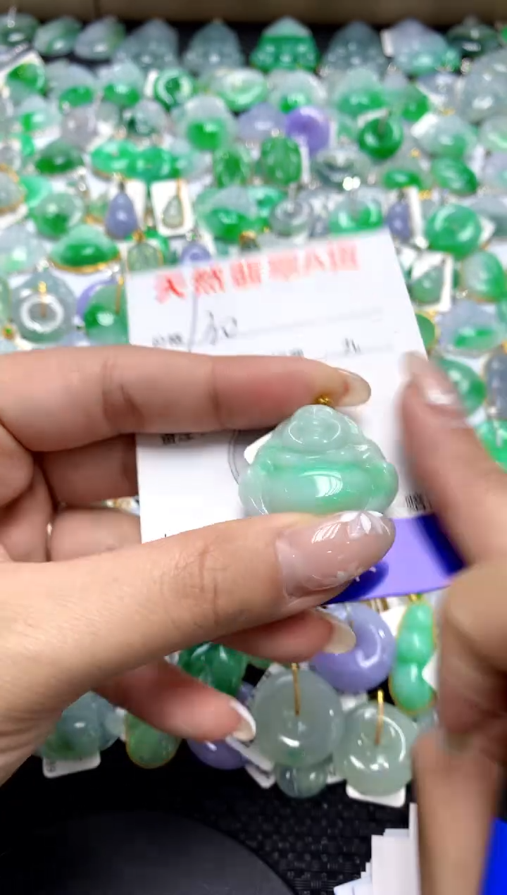 【闪购商品】翡翠颈饰18K金镶嵌111111111111