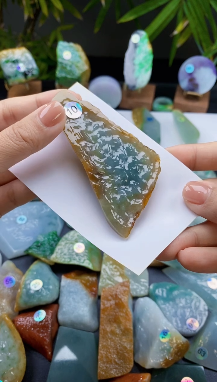 【闪购商品】定制翡翠未镶嵌翡翠