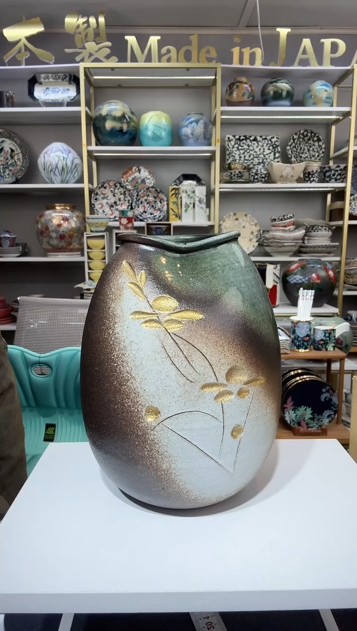 陶瓷信乐烧花瓶一只