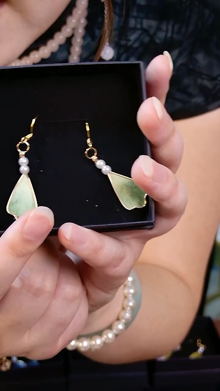 织绣非遗纯手工绒花耳钩