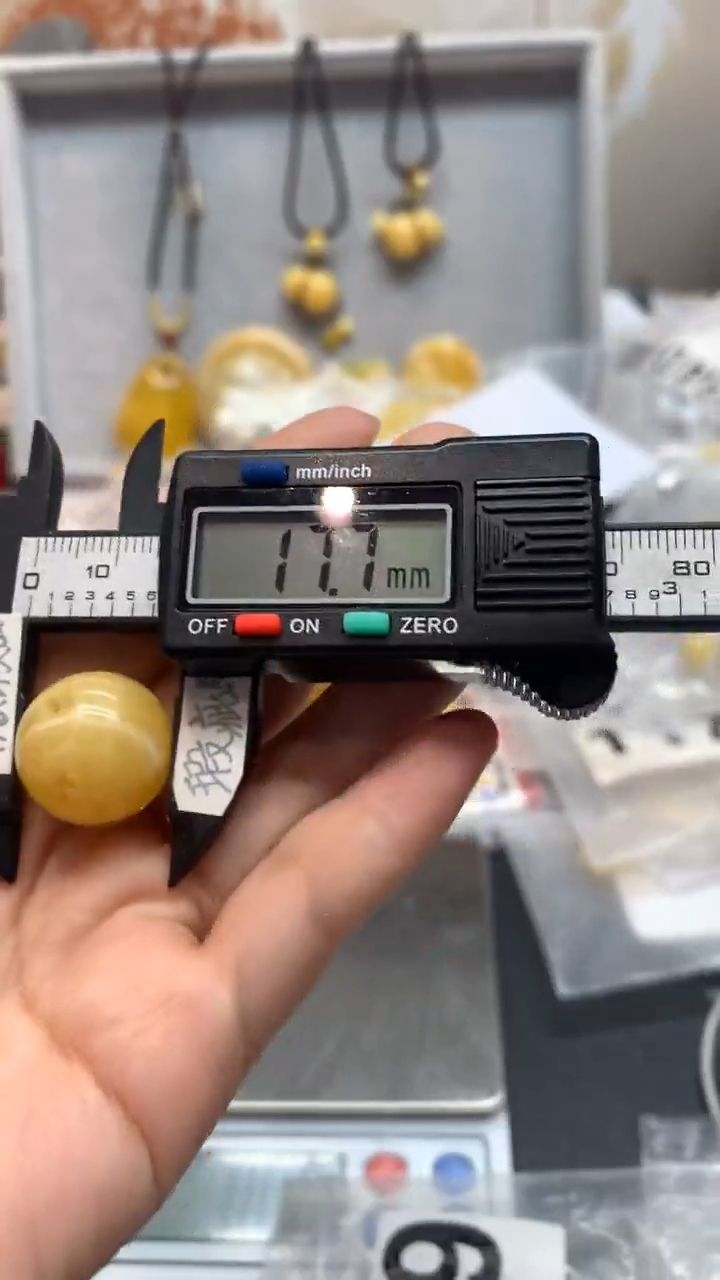 【闪购商品】琥珀珠宝奇石未镶嵌800