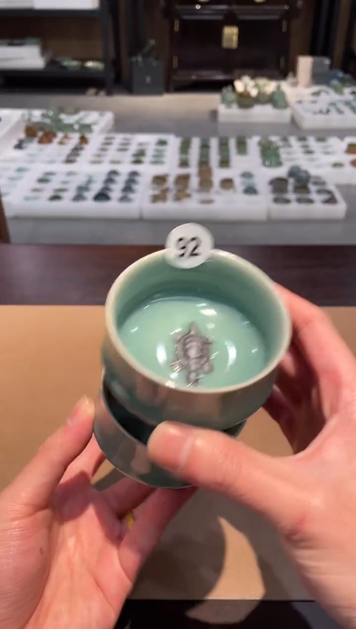 92窑承青瓷龟心杯-微瑕2只