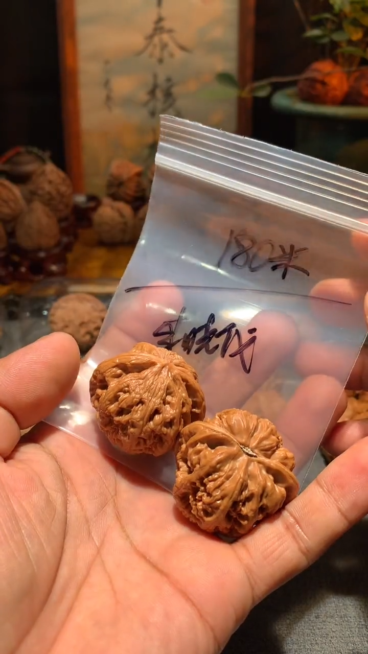 把件桃核李*仪丰泰文玩  大粗筋  38 尺寸左右