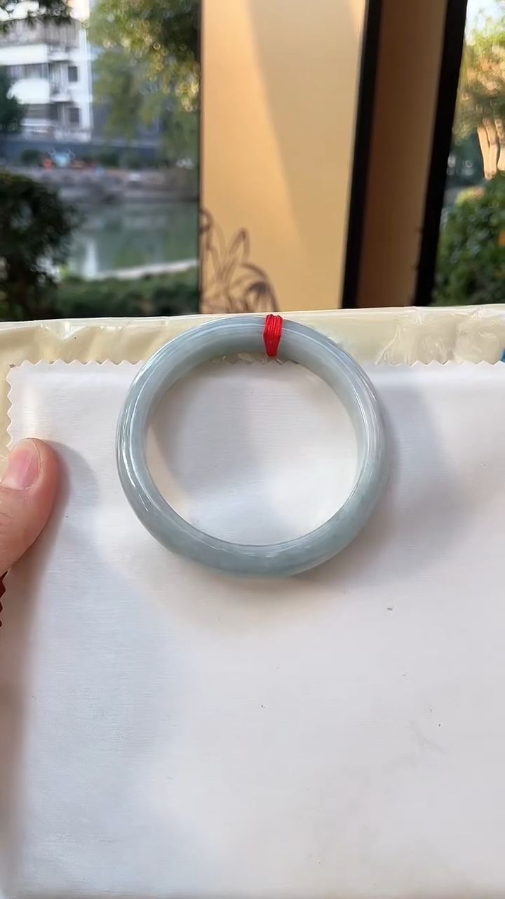 未镶嵌手镯翡翠60，下76