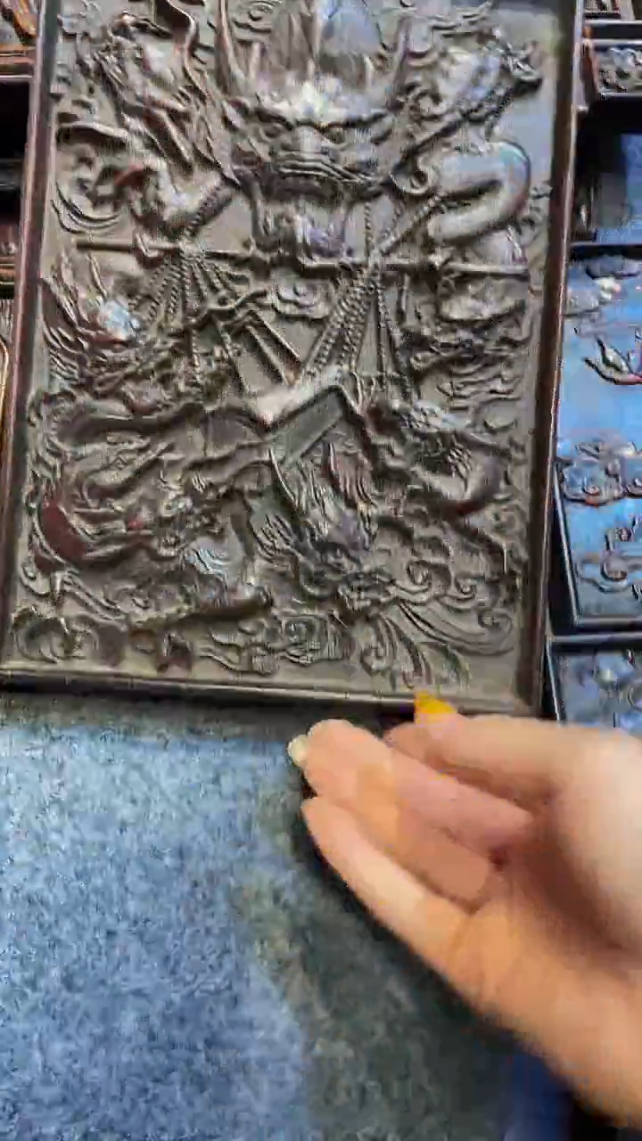 木紫檀雕刻一物一拍
