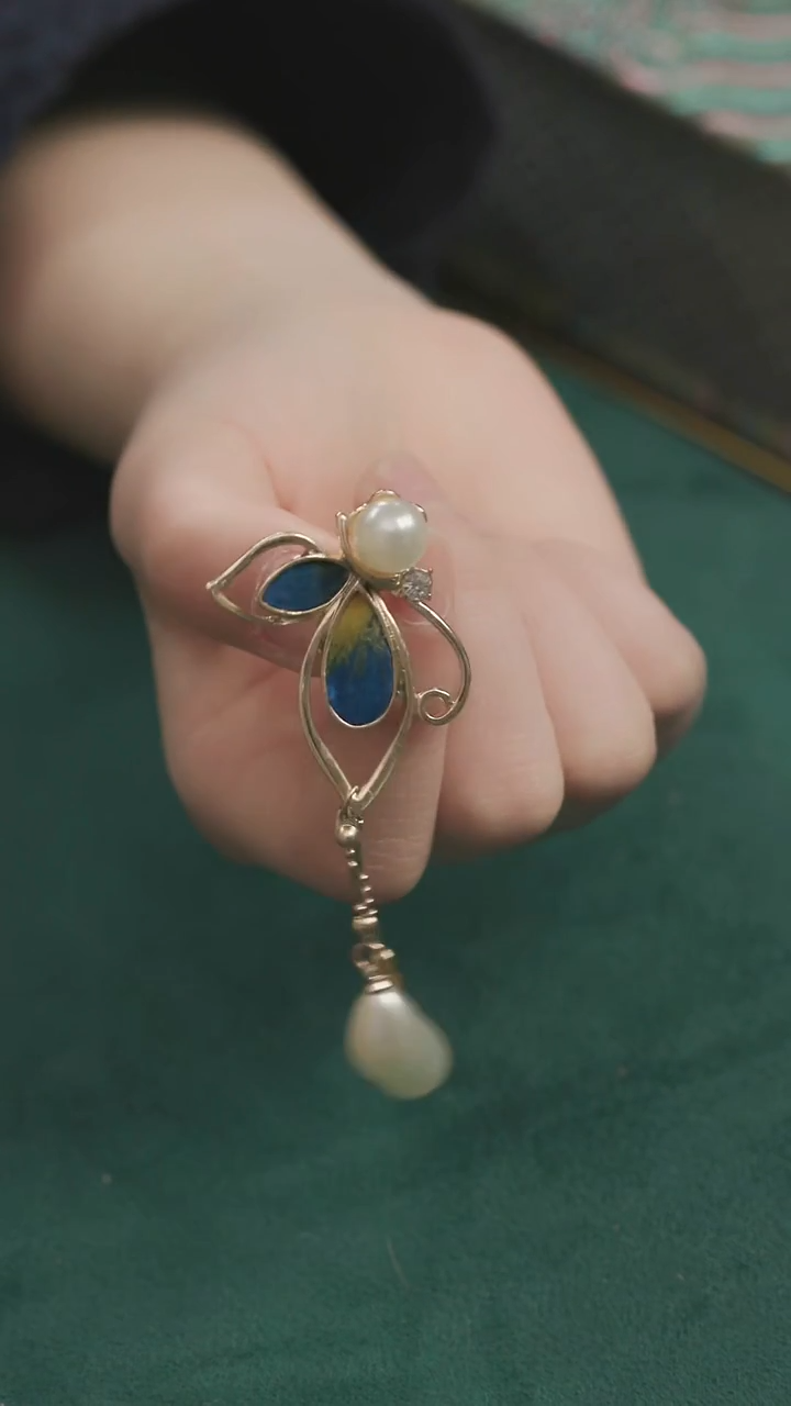 刺绣【高货】湘传礼 桑蚕丝 非遗绒花胸针