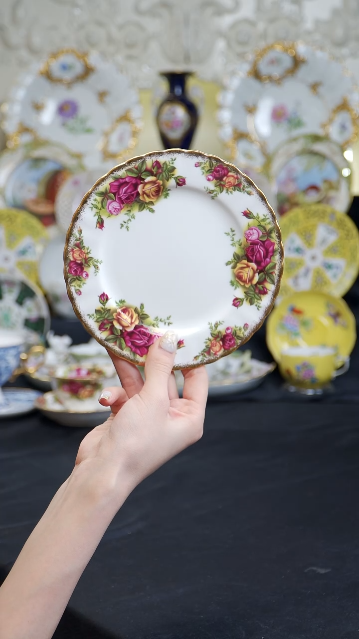 骨瓷婷婷中古器物如图所示94