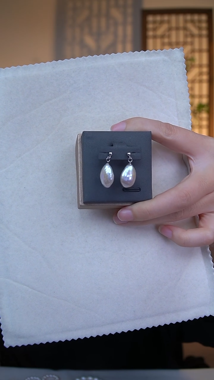 未镶嵌淡水珍珠耳饰耳饰巴洛克