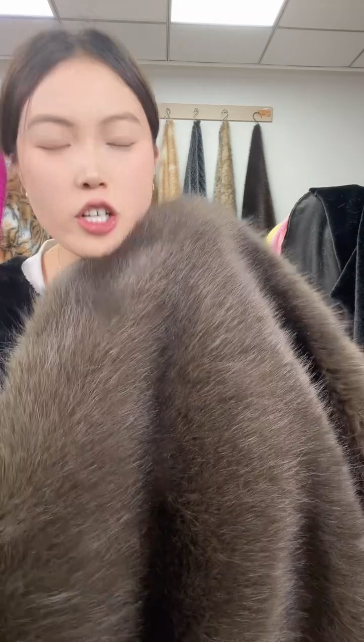 狐狸毛A88尺寸1.7*1