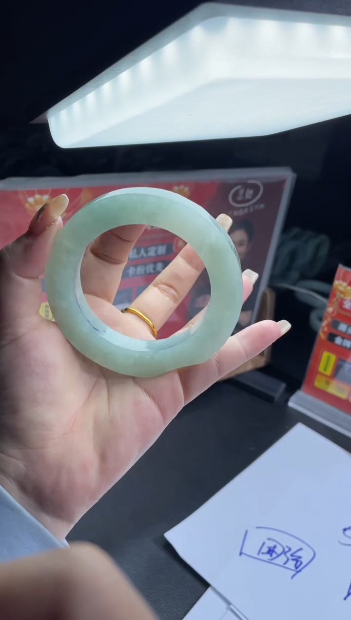 【闪购商品】定制翡翠手镯未镶嵌手镯DDQ/发一件