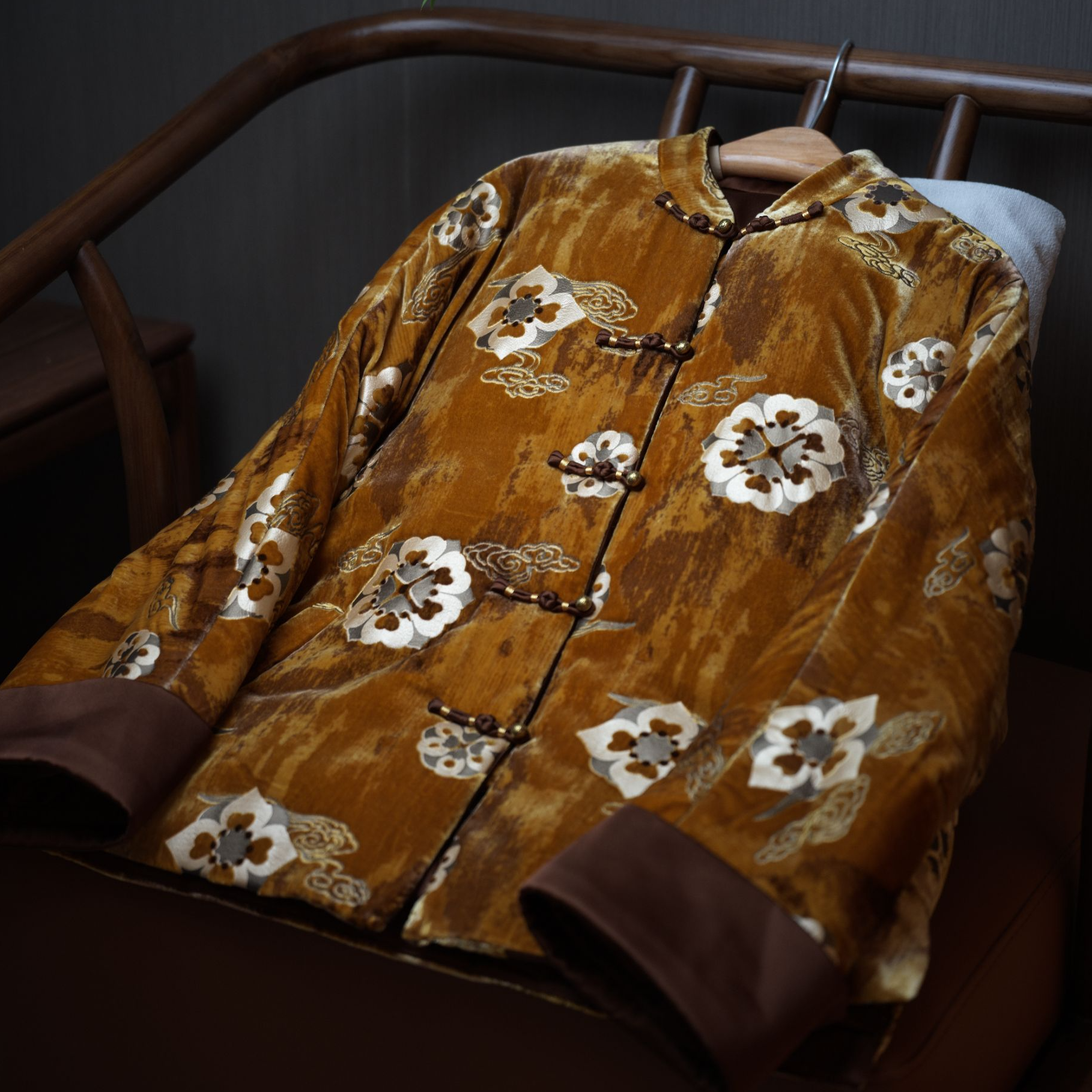 『予鹿』新中式满分桑蚕丝国风棉服DHWW6936