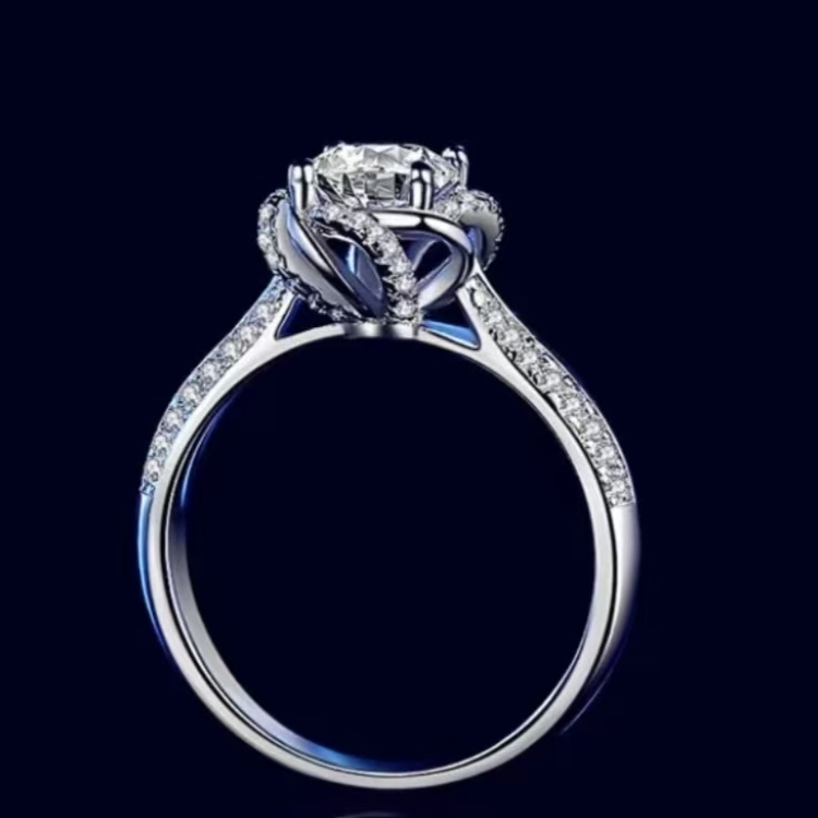 925银莫桑石戒指 925银（玫瑰庄园）气质豪华大气莫桑女戒1-2克拉