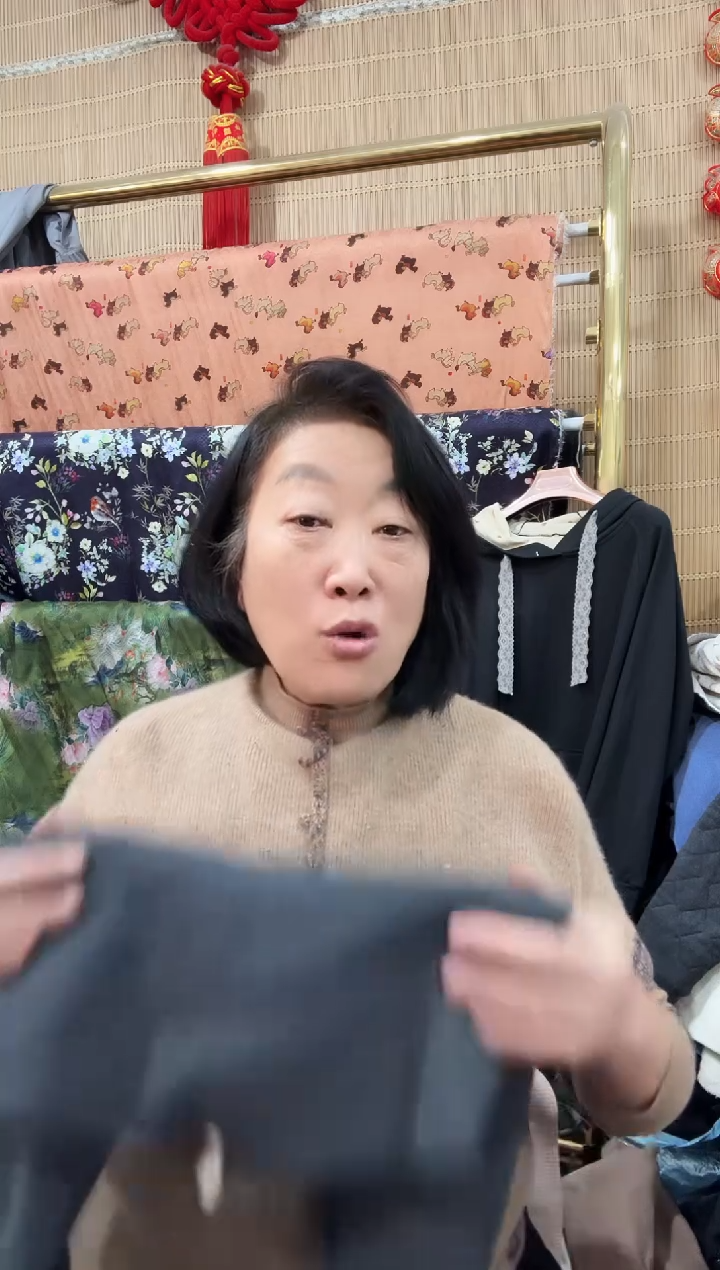 羊毛贴体塑形棉裤（S码）成品一条腰有色差（裤腿有纸薄 ）6.8