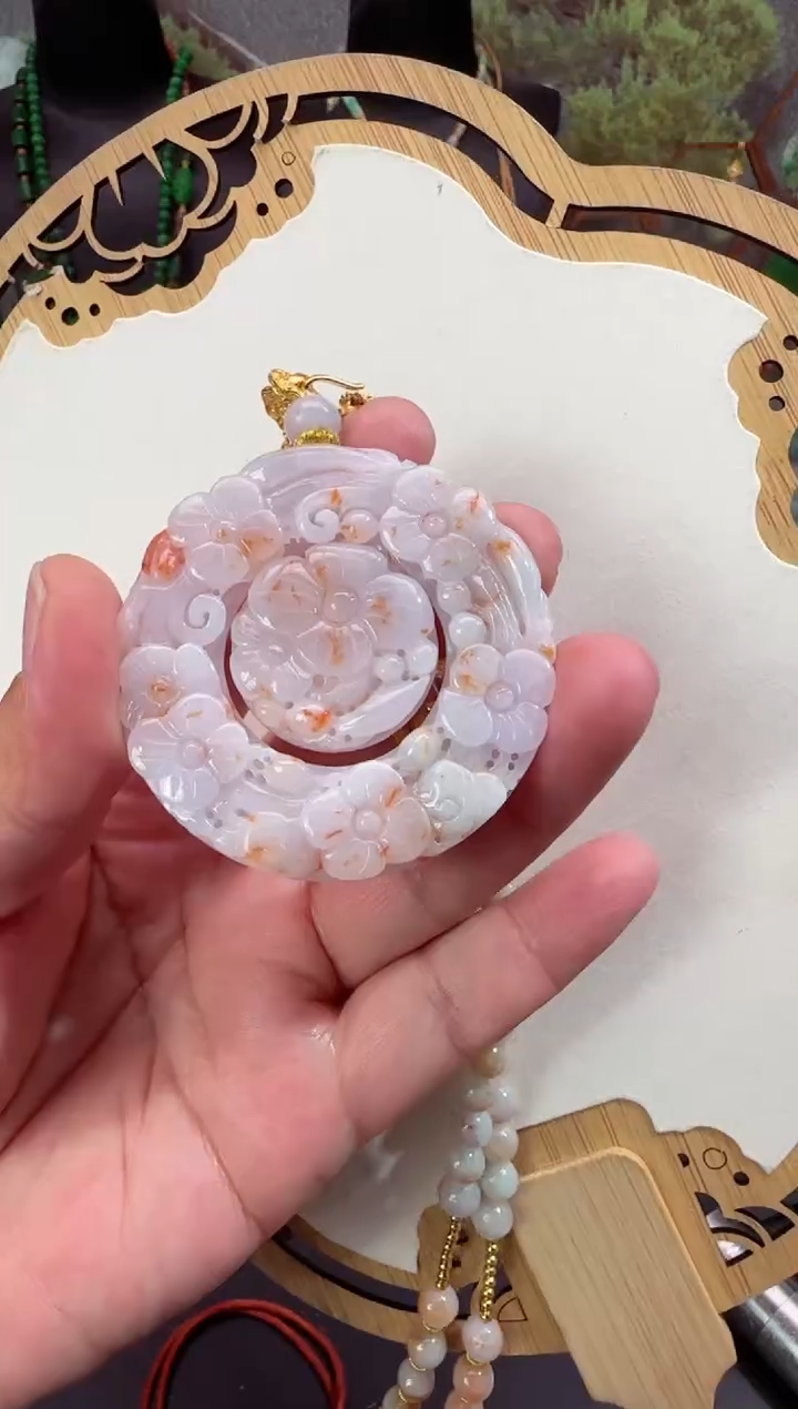 【闪购商品】翡翠颈饰未镶嵌拍照