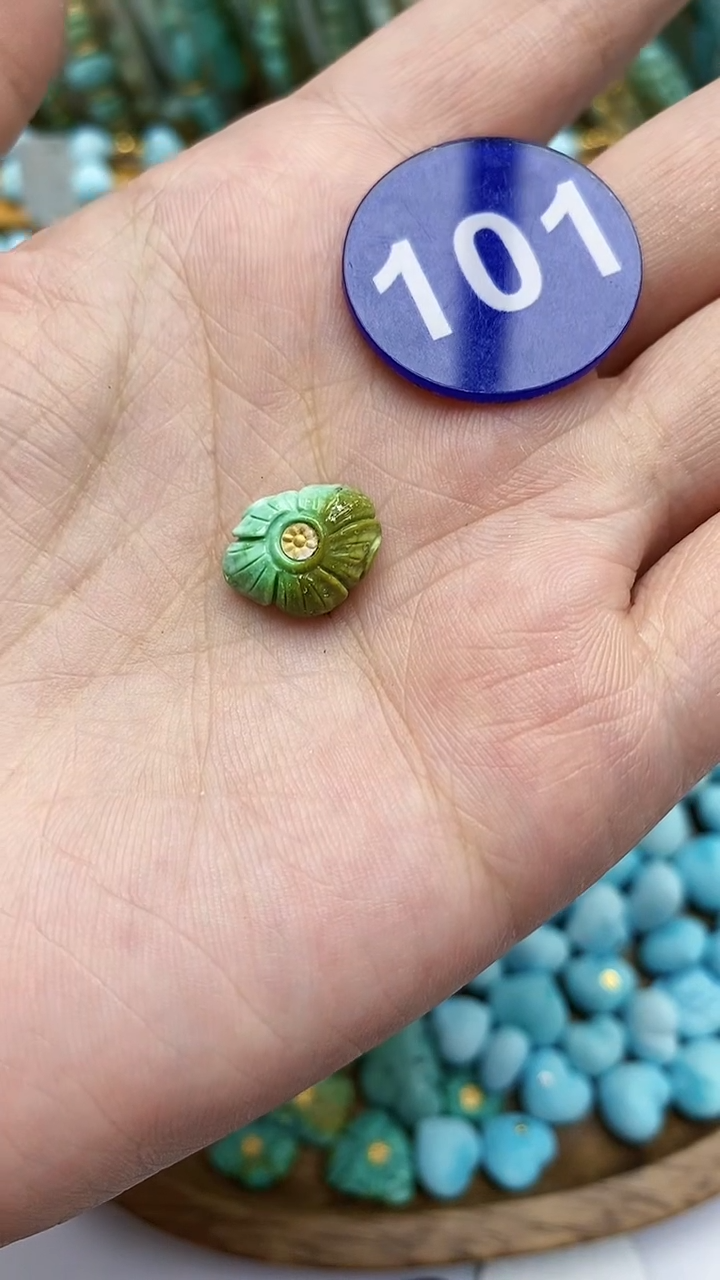 【闪购商品】绿松石雕刻件未镶嵌101