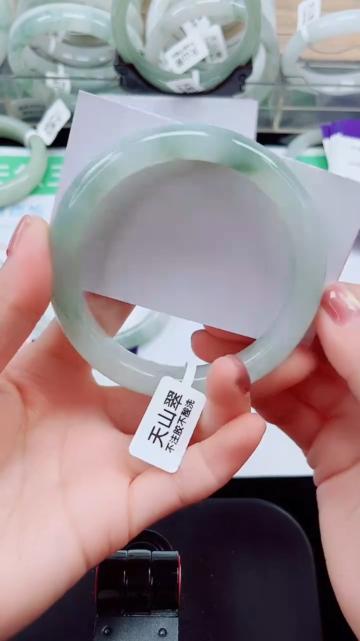 未镶嵌手镯石英质玉15-62/63