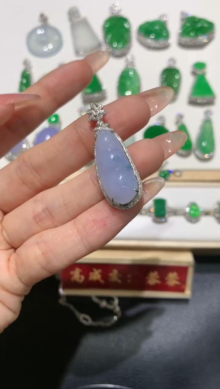 【闪购商品】翡翠吊坠(不含链)18K金镶嵌团购2