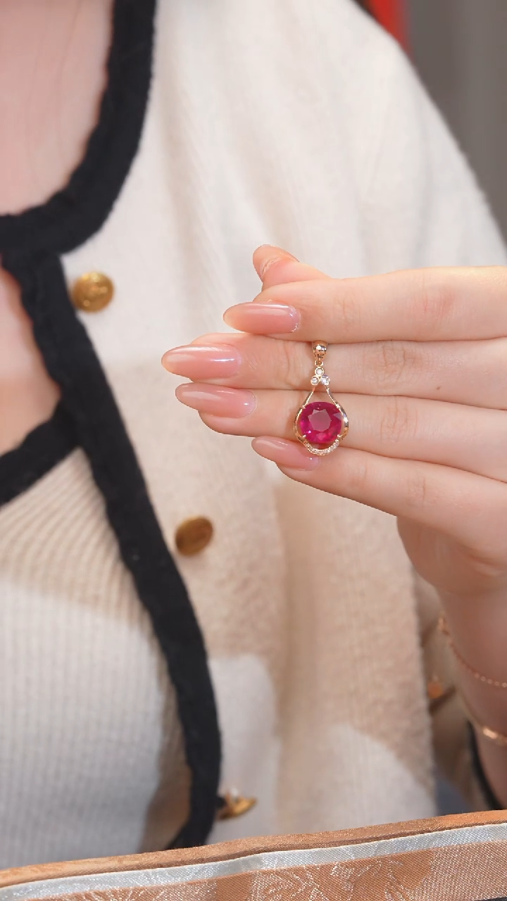 【闪购商品】碧玺吊坠不含链18K金镶嵌多样性发（3ct）@@U9503