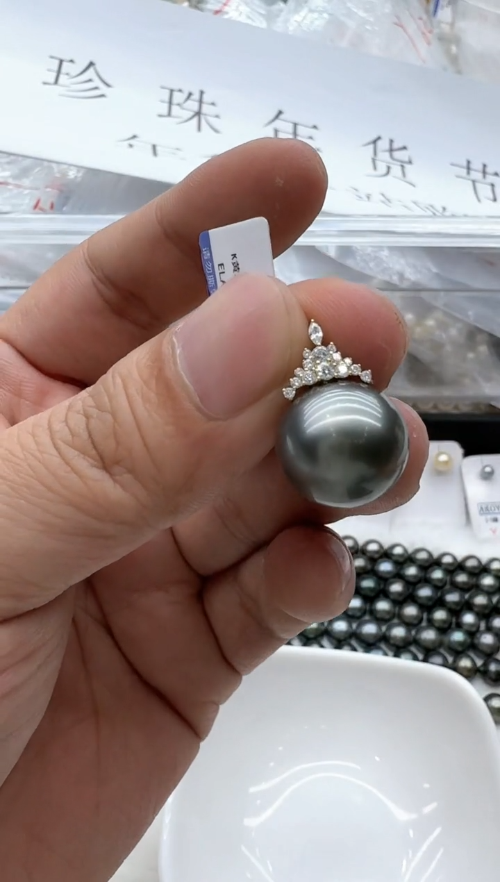 【闪购商品】海水珍珠颈饰18K金镶嵌清货