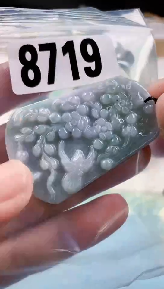 【闪购商品】翡翠挂件未镶嵌天然翡翠吊坠挂件