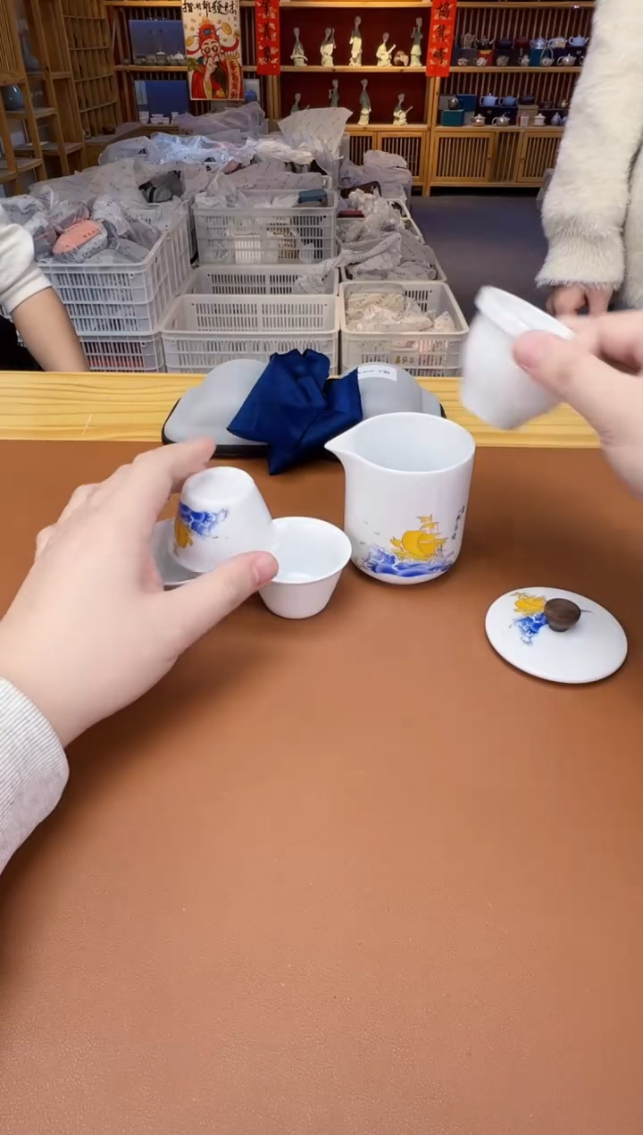 【闪购商品】瓷片瓷制品S11111111111