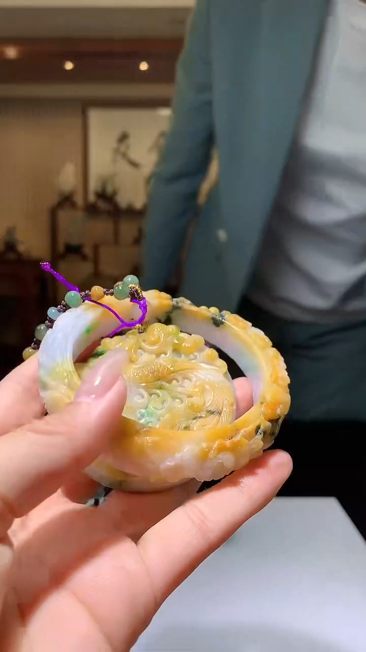 【闪购商品】定制翡翠未镶嵌1085hm-毛货挂件