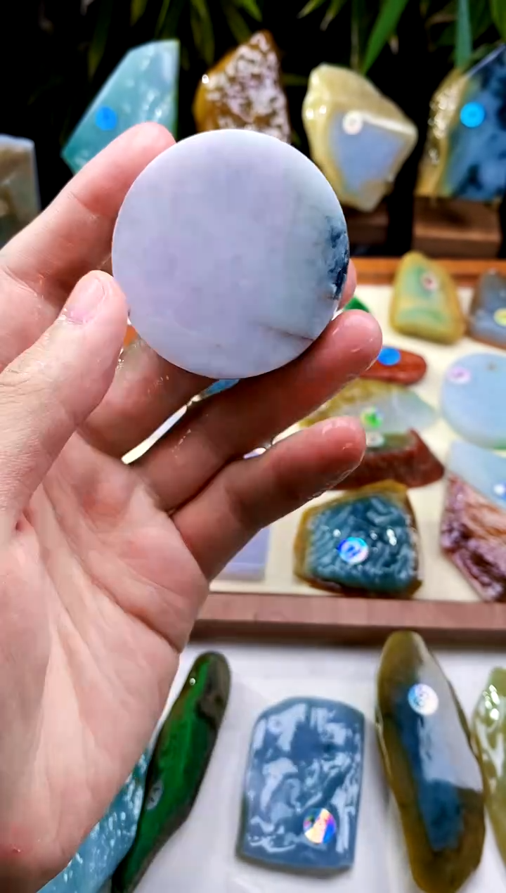 定制翡翠未镶嵌翡翠