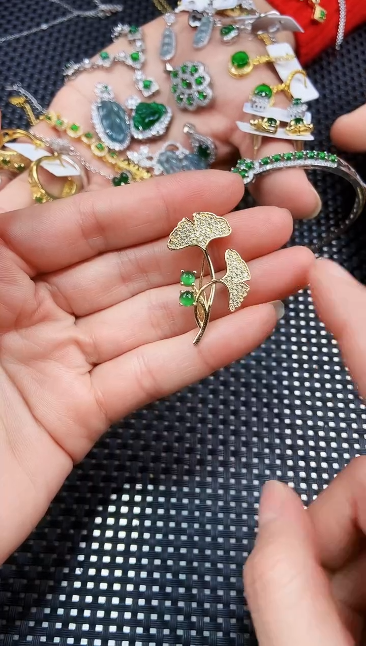 【闪购商品】翡翠吊坠(不含链)未镶嵌111111111