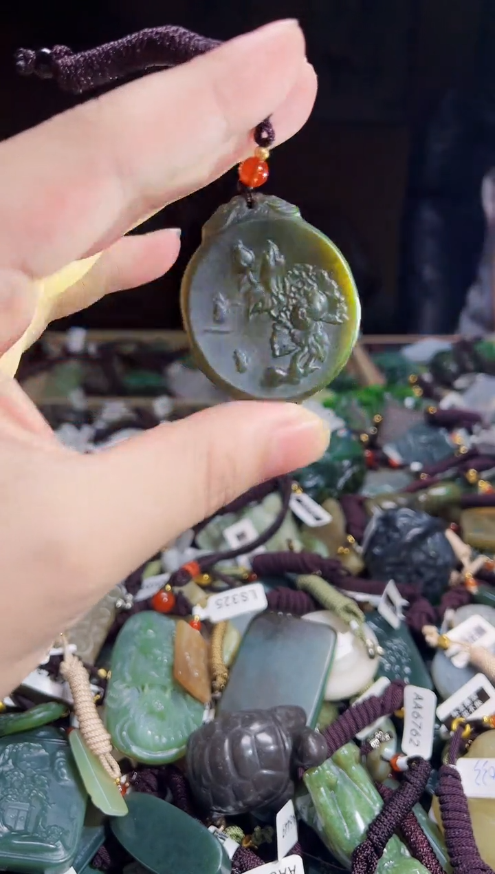 玉未镶嵌拍一发一