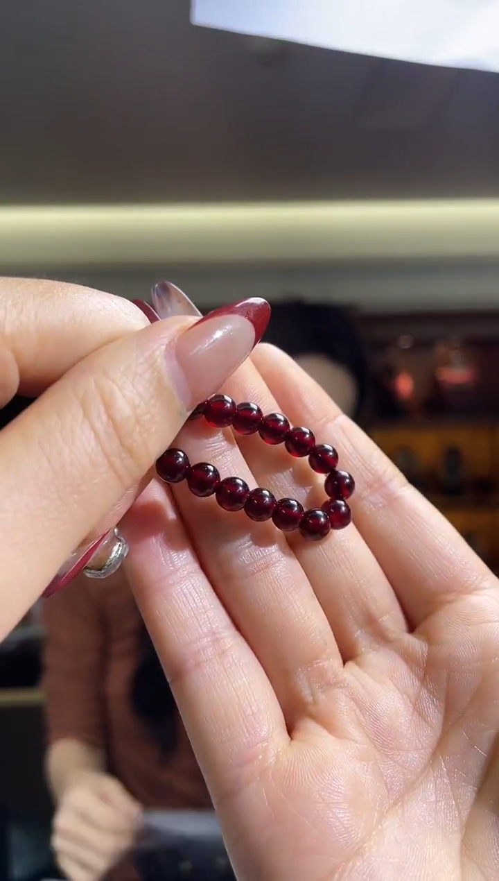 手链血珀未镶嵌（多样性发一件）