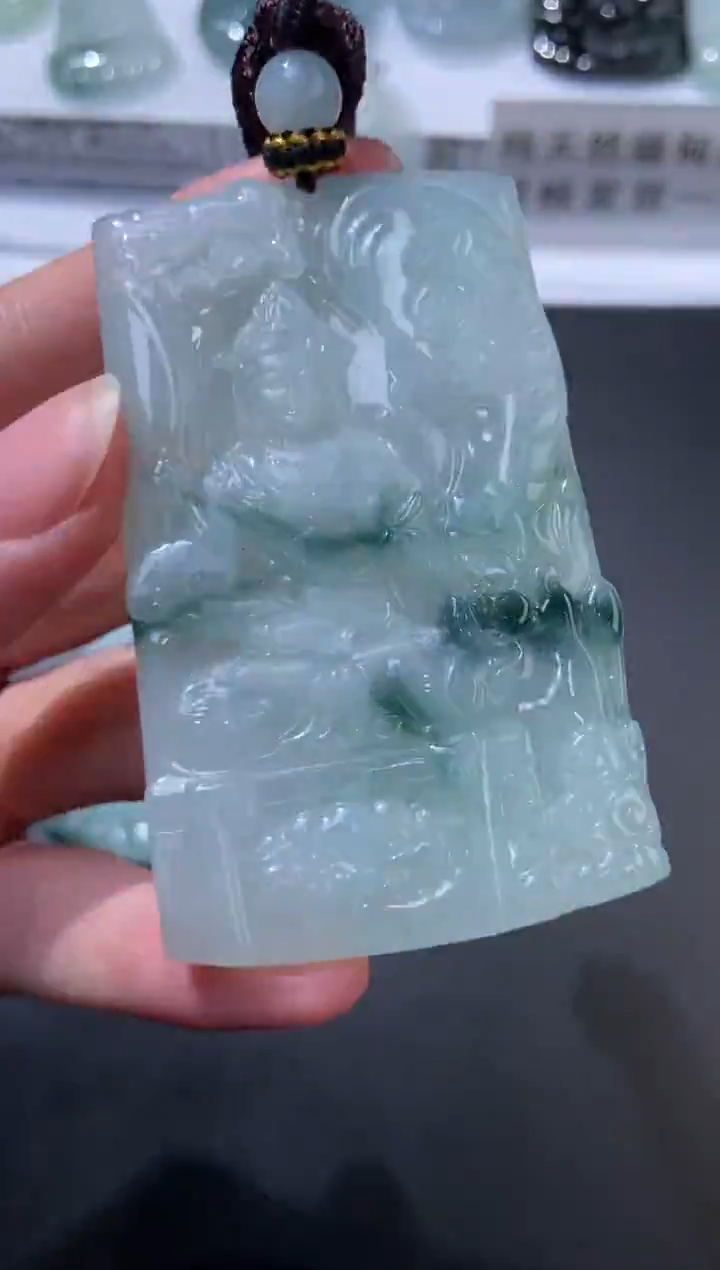 未镶嵌挂件翡翠376940   多人