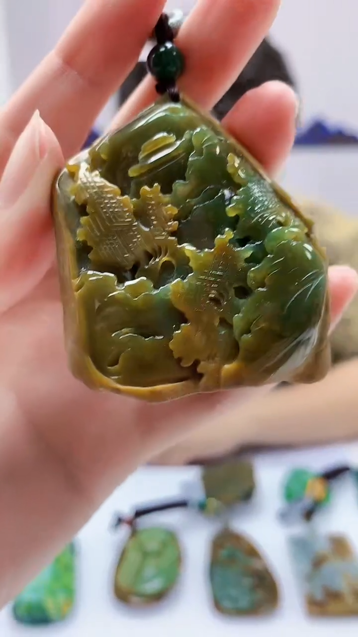 【闪购商品】定制翡翠未镶嵌4688zm-毛货挂件5山水