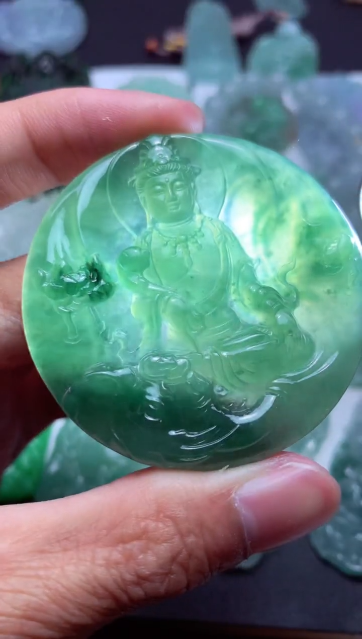 【闪购商品】翡翠颈饰未镶嵌天然翡翠