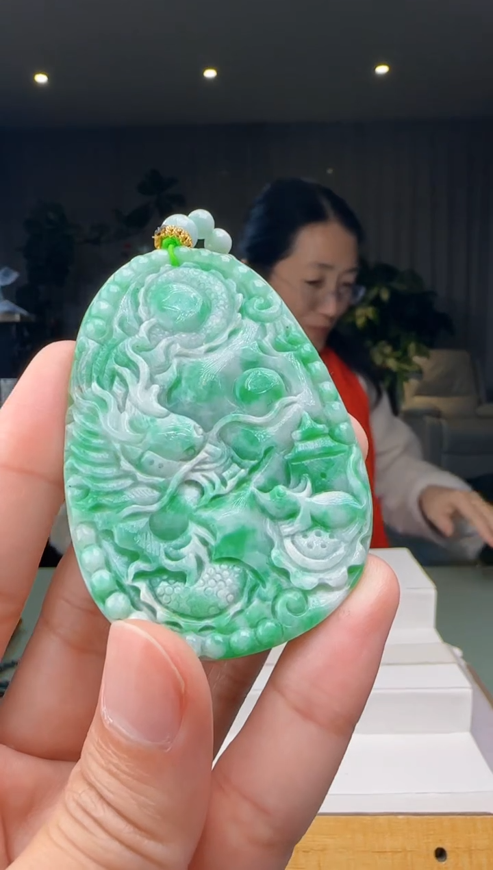 【闪购商品】翡翠吊坠(赠链)未镶嵌XM@@WS1WX27814