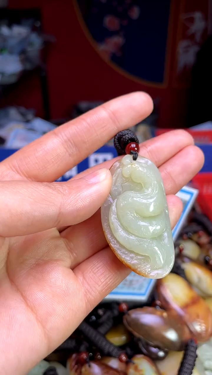 【闪购商品】和田玉未镶嵌颈饰1