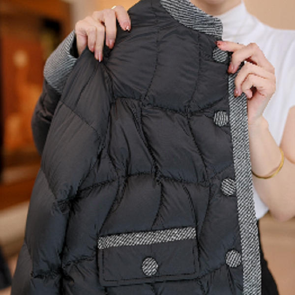 小常-2025新款时尚保暖羽绒服外套女W55Q40402