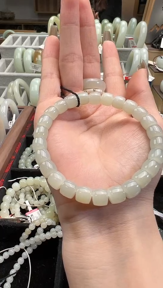 【闪购商品】和田玉手串未镶嵌且末青白玉直切手串卡7*8