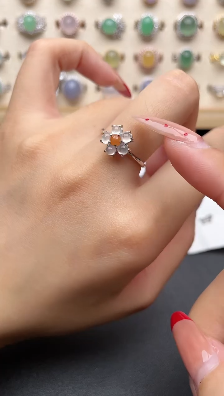 【闪购商品】翡翠戒指银S925镶嵌一物一证一礼盒