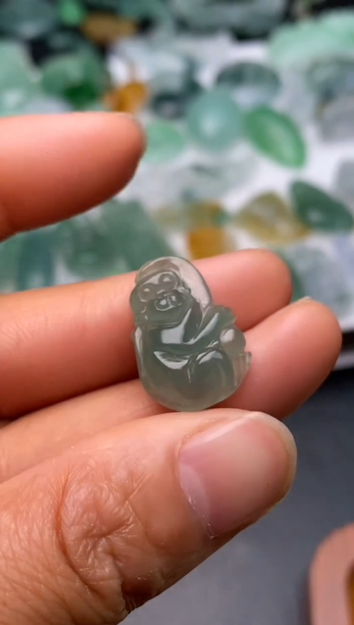 【闪购商品】定制翡翠未镶嵌翡翠毛货~